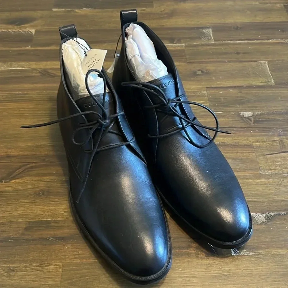 Cole Haan Men's Hawthorne Chukka Boot Black Black WR Leather C38729 10 1/2